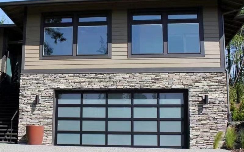 Insulated sectional garage door